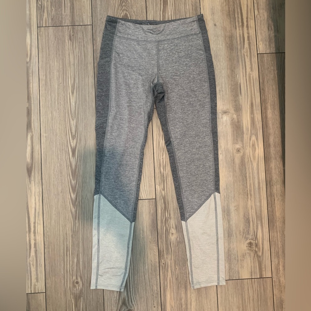 Old Navy Active leggings